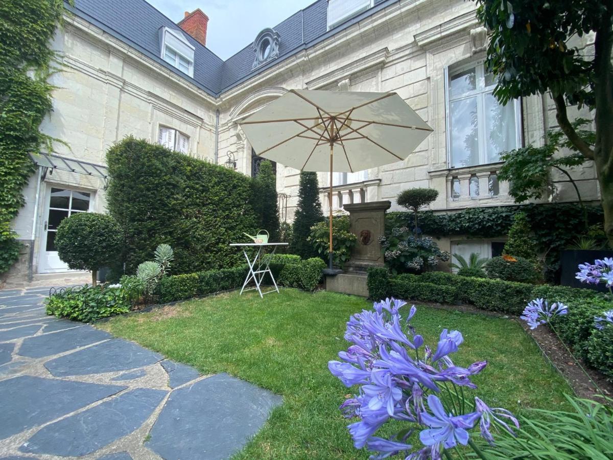 Bulles De Loire Bed & Breakfast Saumur Bagian luar foto