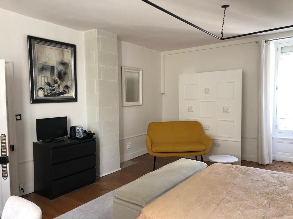 Bulles De Loire Bed & Breakfast Saumur Bagian luar foto