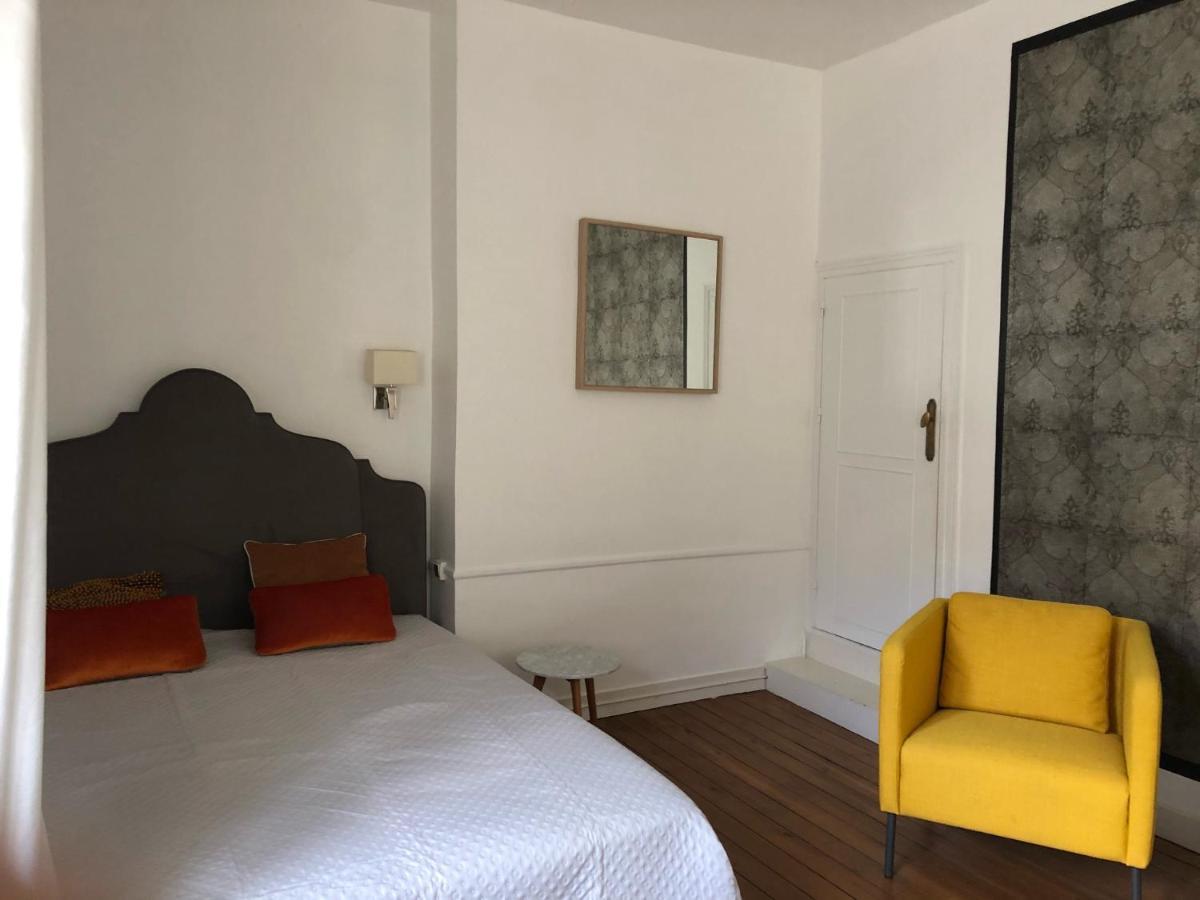 Bulles De Loire Bed & Breakfast Saumur Bagian luar foto