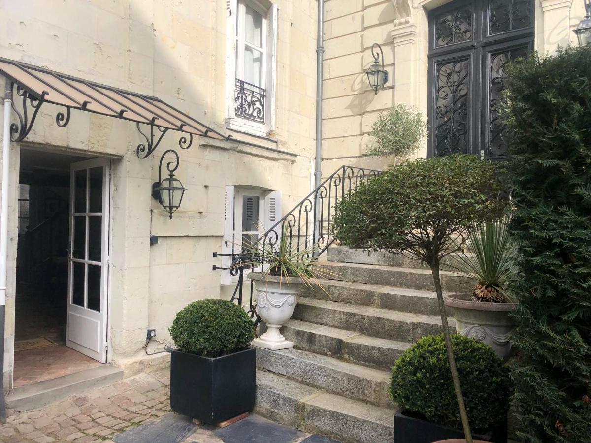 Bulles De Loire Bed & Breakfast Saumur Bagian luar foto